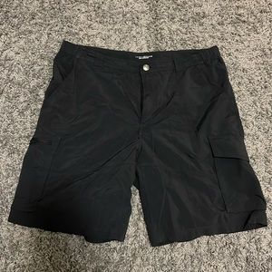 Columbia Men’s PFG Permit Shorts (black, 40 waist)